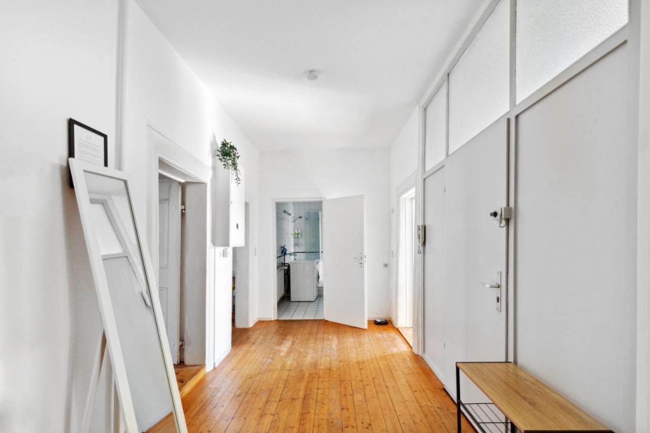 Friedberger Charme, 6 Personen, Traumlage, Parken, Kicker Apartment Friedberg  Bagian luar foto